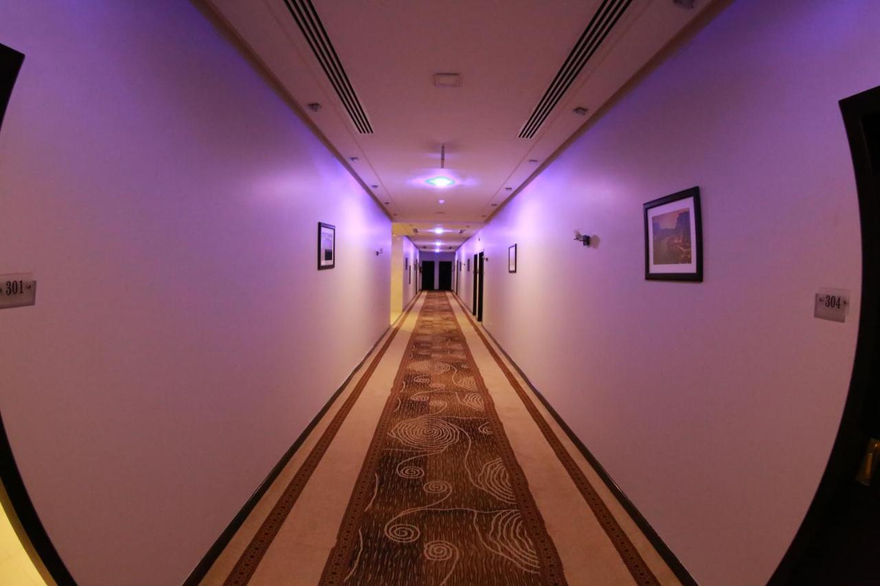 A Tours Hotel Apartments リヤード エクステリア 写真
